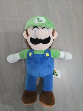 Nintendo Super Mario-  Luigi Plush• Authentic plush from Super Mario